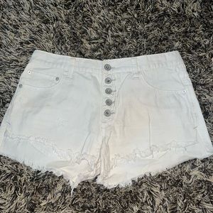 Size: W 27. Free People white shorts